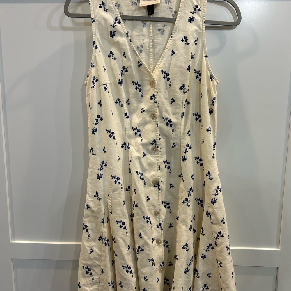 Universal Thread Cream and Blue Floral Midi Dress with Pockets
